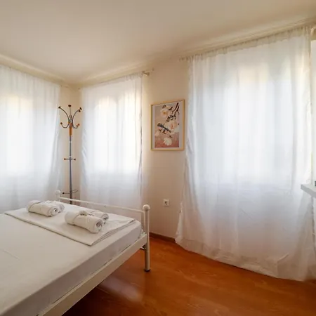 Apartment Nefertiti *